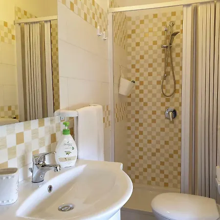 Anastasia Villas-b&b * Лидо-Синьорино